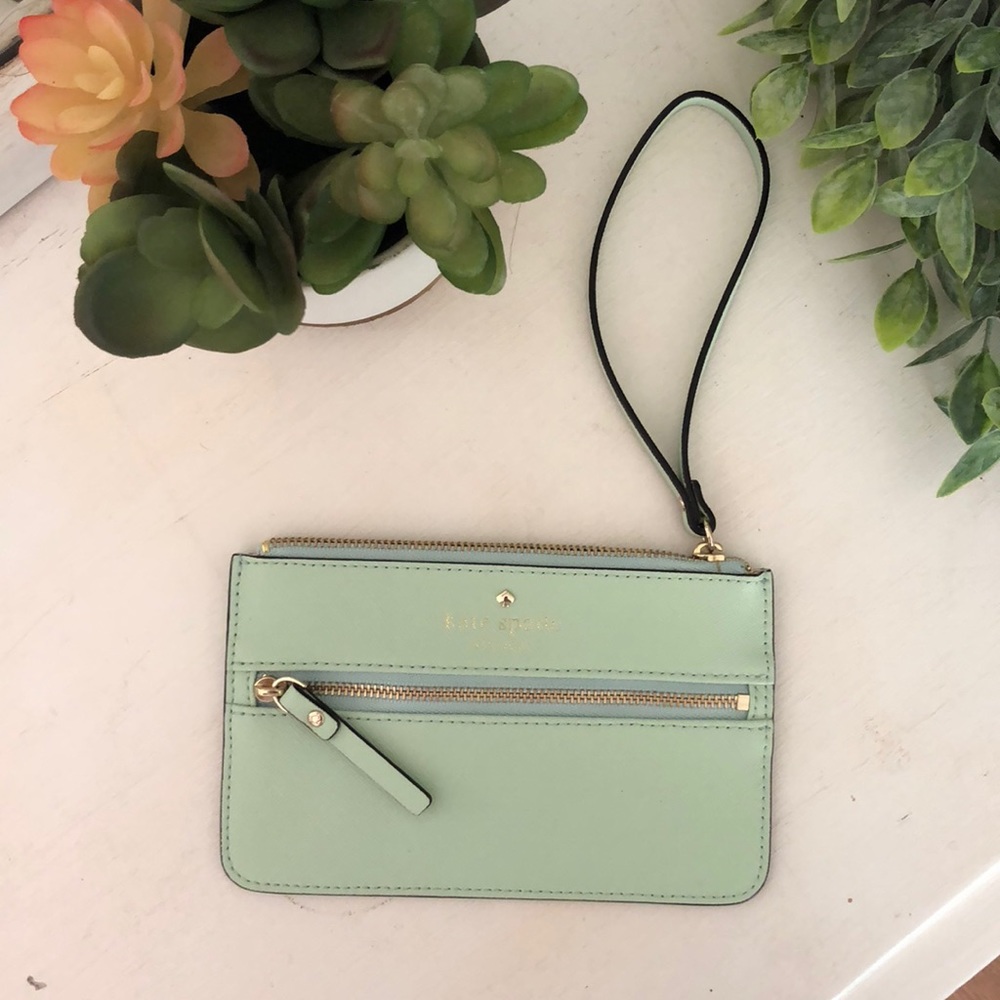 Late Spade Wristlet